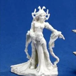 Reaper Bones- Dark Elf Queen