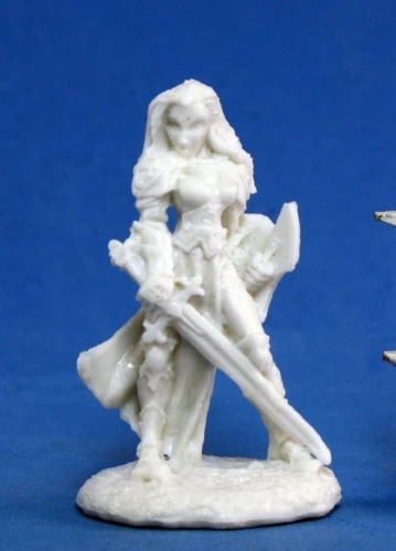 Reaper Bones-Finari, Female Paladin Dungeons & Dragons 3 Reaper Bones-Finari, Female Paladin Dungeons & Dragons